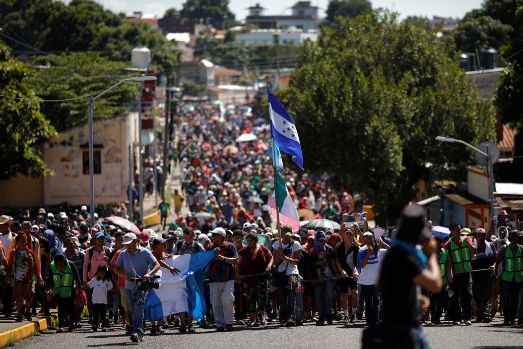 Caravana de Guatemala chega ao México